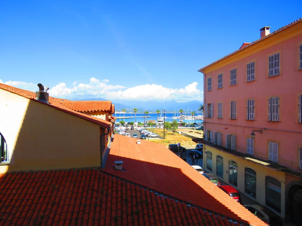 Appartement Vue Mer Centre Ville Ajaccio  Exterior foto
