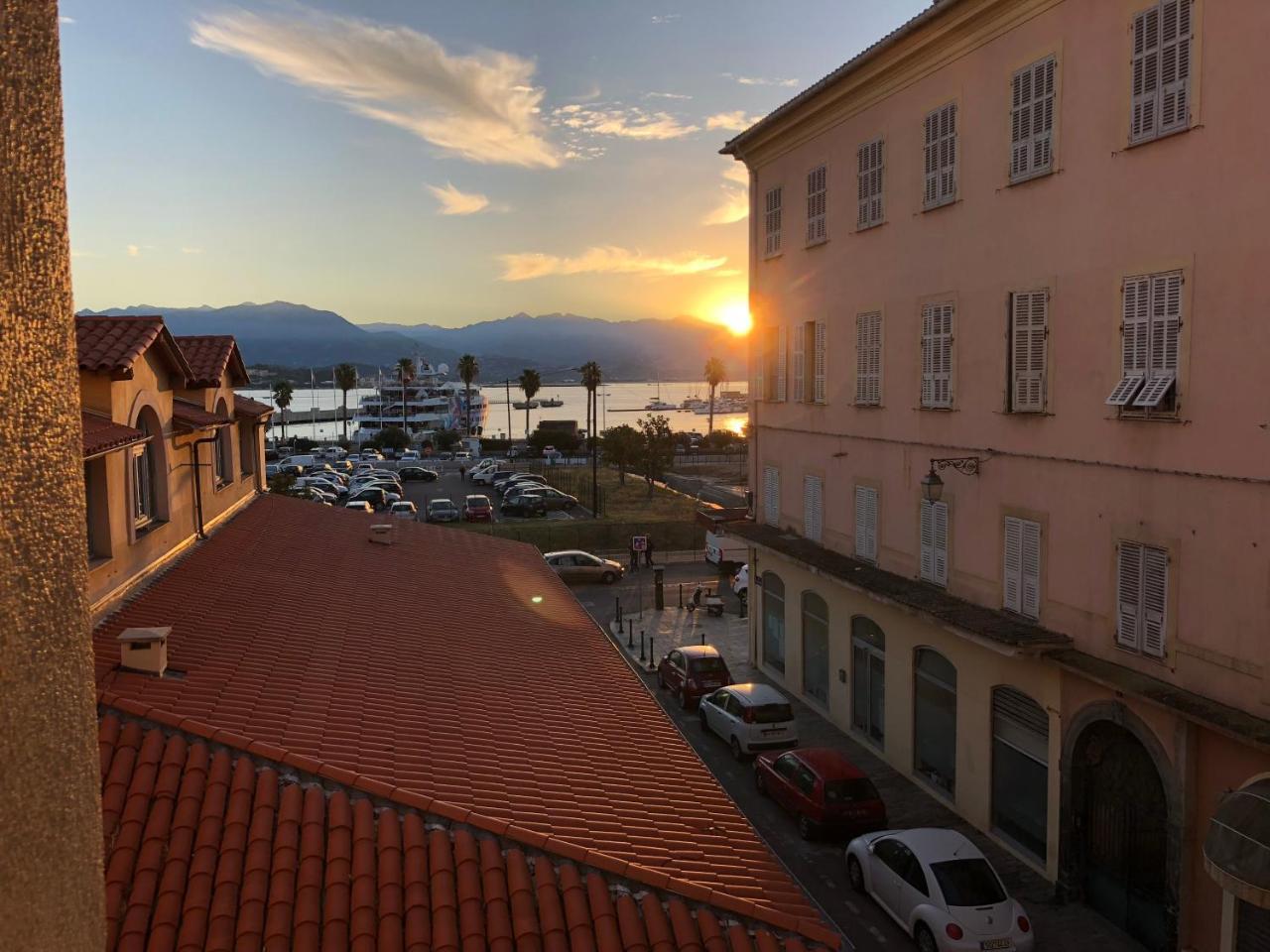 Appartement Vue Mer Centre Ville Ajaccio  Exterior foto